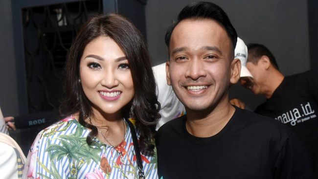 Ruben Onsu-Sarwendah Feud Escalates as Police Prepare Questioning
