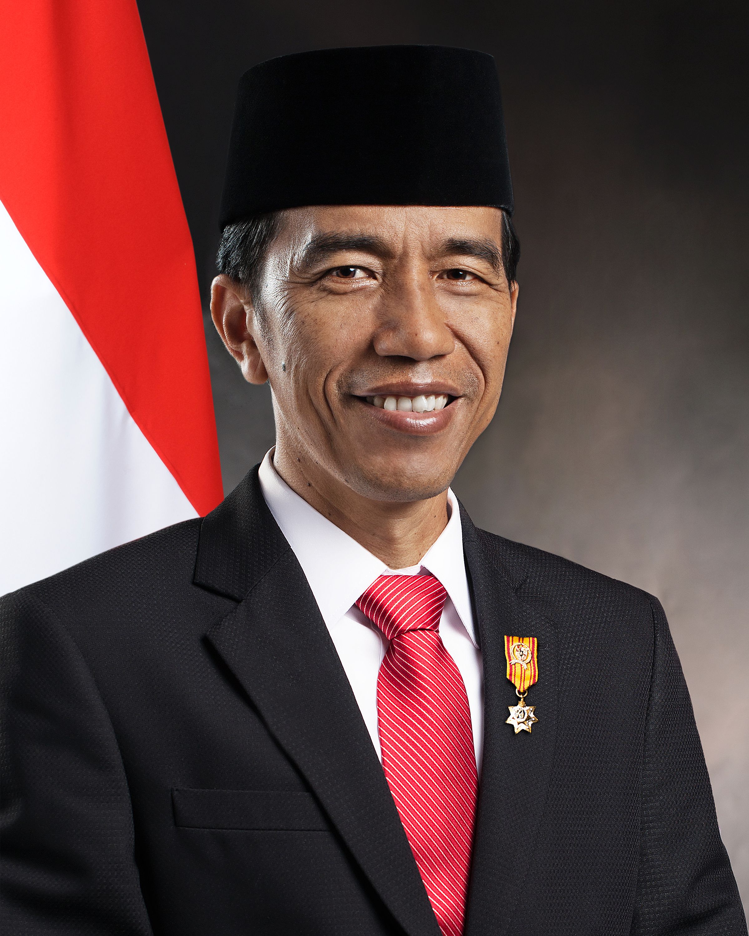 Jokowi: Isu Ijazah Operasi Politik Jatuhkan Reputasi