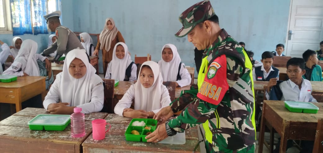 MBG Sistem Prasmanan: Siswa Boleh Tambah Porsi