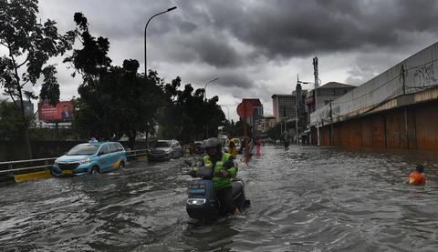 BMKG Warns of Heavy Rain and Strong Winds on Oct 18