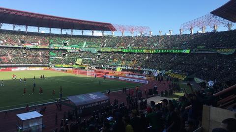 Persebaya vs PSS 2-2: Miguel Pinto's Brace Rescues Green Crocodiles