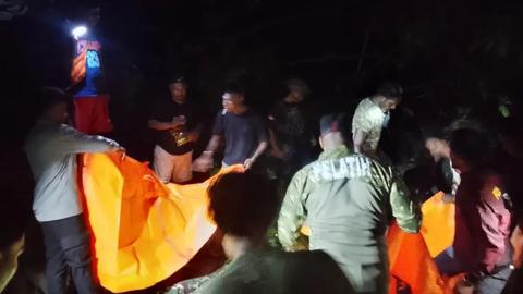 4 Militares Morrem após Veículo Cair em Despenhadeiro em Yalimo