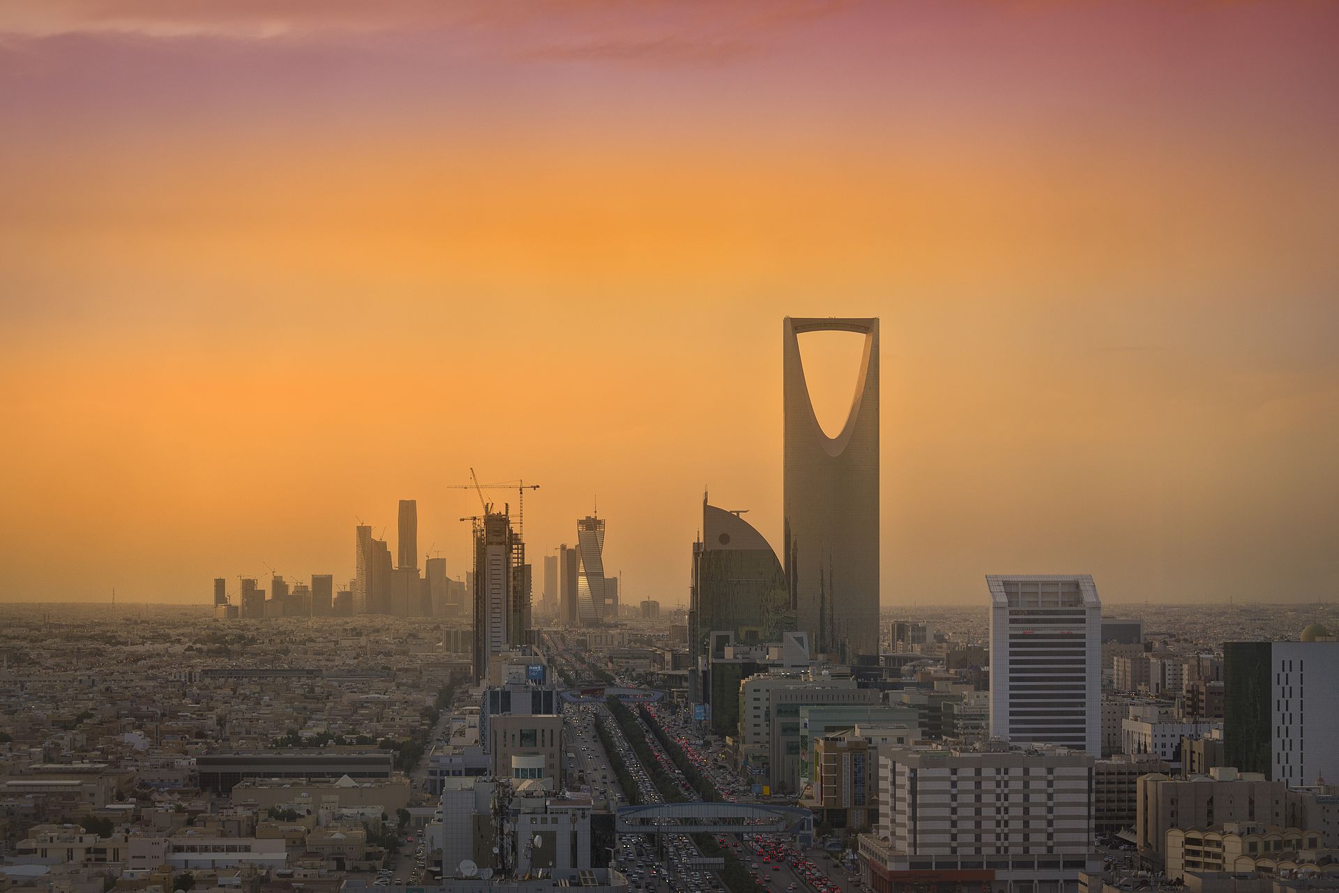 السعودية تؤجل منتدى مبادرة مستقبل الاستثمار إثر هجمات الحوثيين