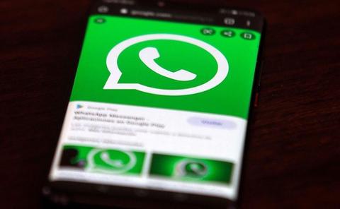 تطبيق واتساب مزيف يتجاوز نصف مليون تنزيل على متجر بلاي
