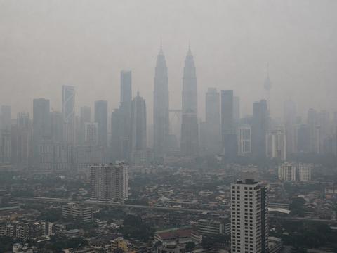 Asap Karhutla Selimuti Singapura-Malaysia, Sekolah Ditutup