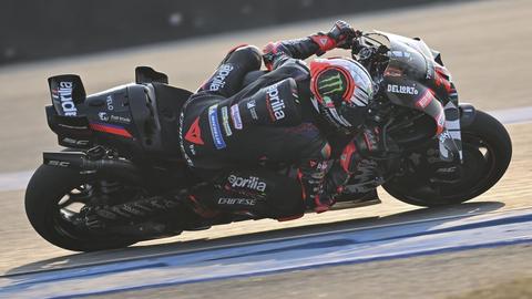 ベッゼッキ、MotoGPマンダリカ2026で優勝　アプリリアがトップ4を独占