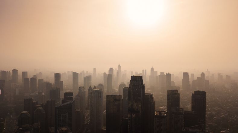 BMKG: Asap Karhutla Kalimantan Masuk Atmosfer Jakarta