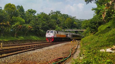 Comment réserver des billets de train en ligne KAI : via…