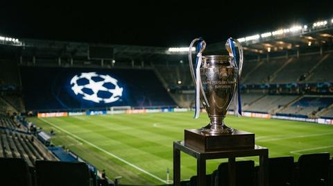 Hasil Liga Champions 14 Oktober 2026: Barca Pesta, MU & Inter Tumbang