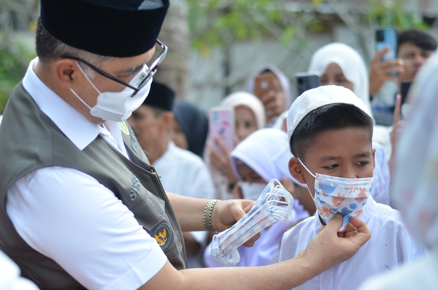 Jambi Udara Terburuk di Dunia, Sumut Terbitkan SE dan Bagi Masker
