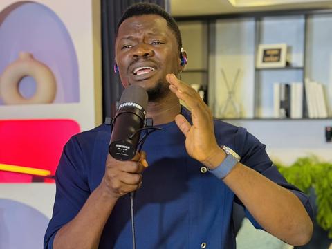 Nigerianische Gospel-Sängerin Toluwanisings verstorben im Alter von…