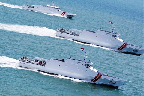 La Marine indonésienne (TNI AL) déjoue une contrebande de 4.364…