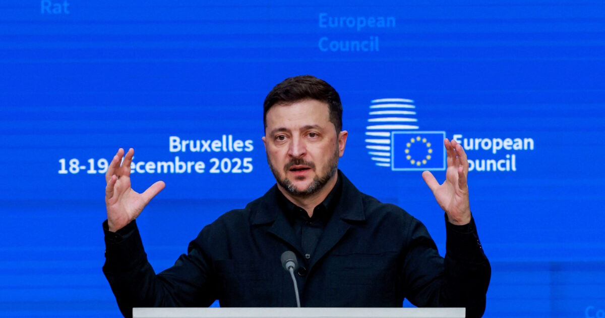 Zelensky Kecam Kesepakatan Diesel Trump-Rusia, Sebut Parodi Damai